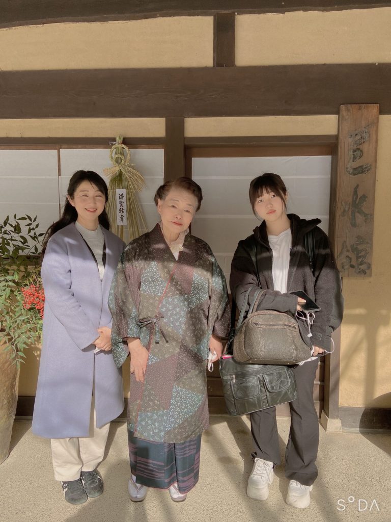 1年間の自分のご褒美に 予約の取れない 憧れのお宿へ 親子3世代の旅に メインイメージ画像