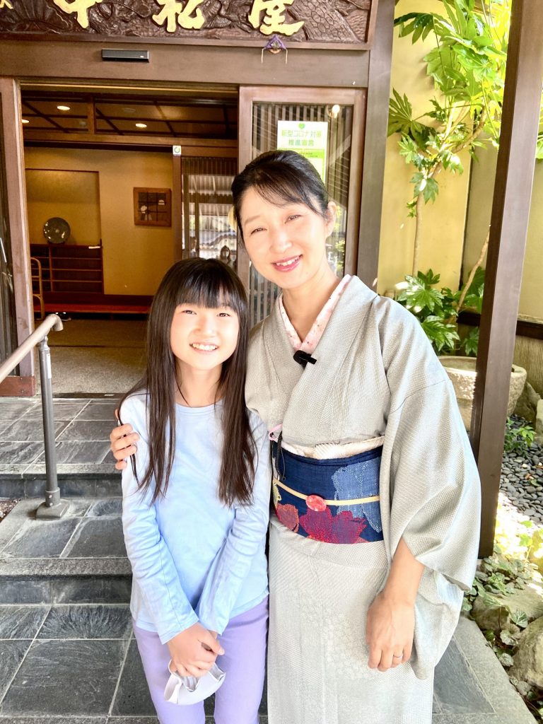 女将ちゃんが 産んだかも⁉️⁉️ 昨年の小道具を持って〜❤️ きなちゃん 待ってたよ! メインイメージ画像