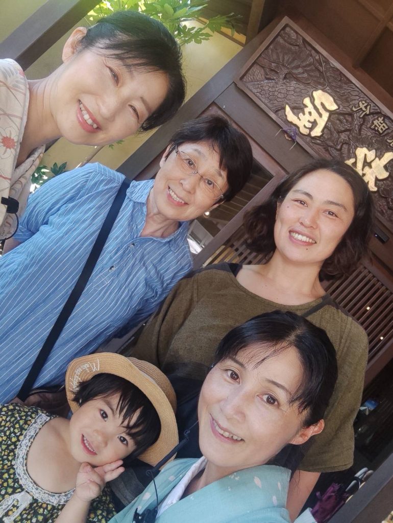 あの 山の中で行列ができるパン屋さん 大好きな❤️木まま屋さんご来館 女将ちゃん 大はしゃぎ❤️ メインイメージ画像