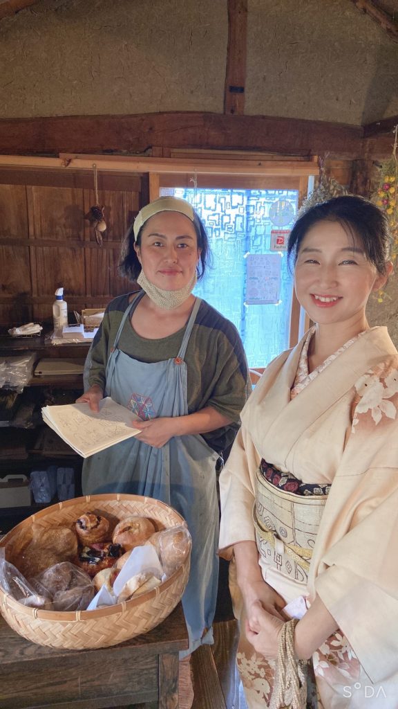 青木村の山の中に行列が出来るパン屋さん 木まま屋さんに禁断症状❣️ メインイメージ画像