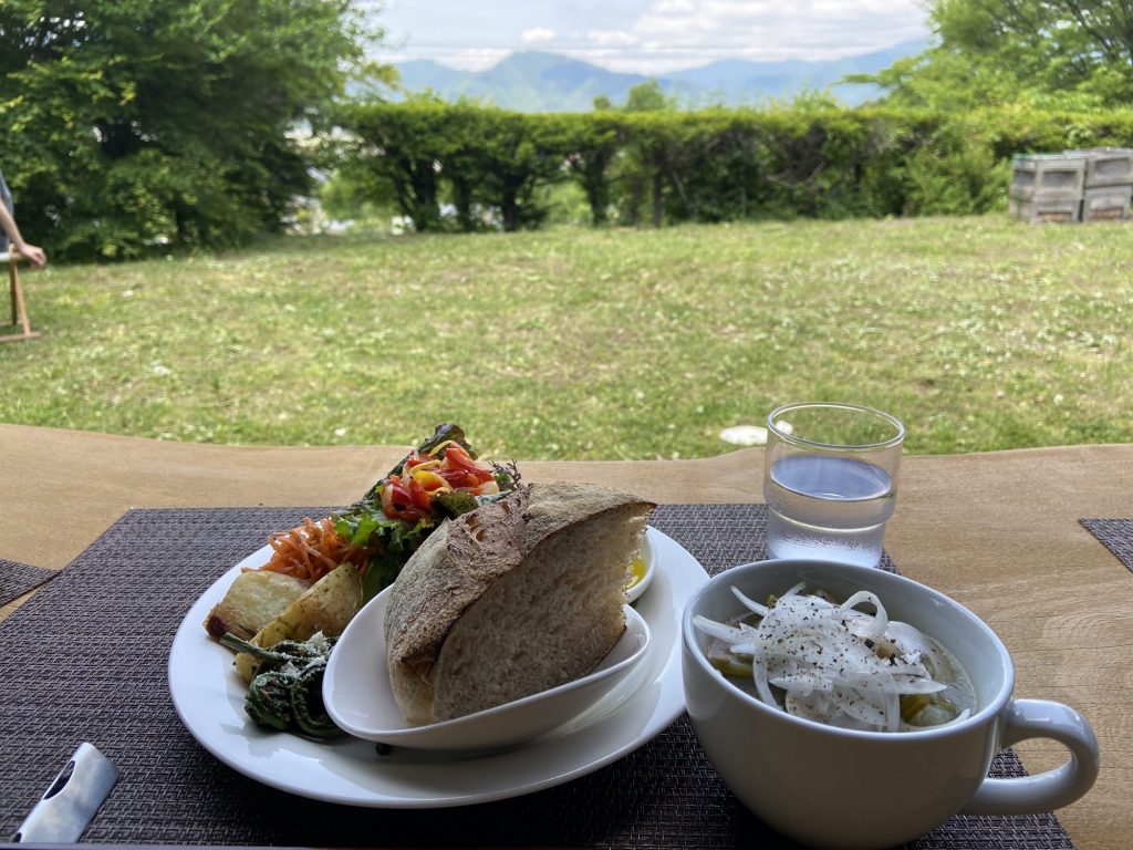 新緑の候　女将ちゃん　豆cafe  enjoying   さん　行ってきました❤️ メインイメージ画像