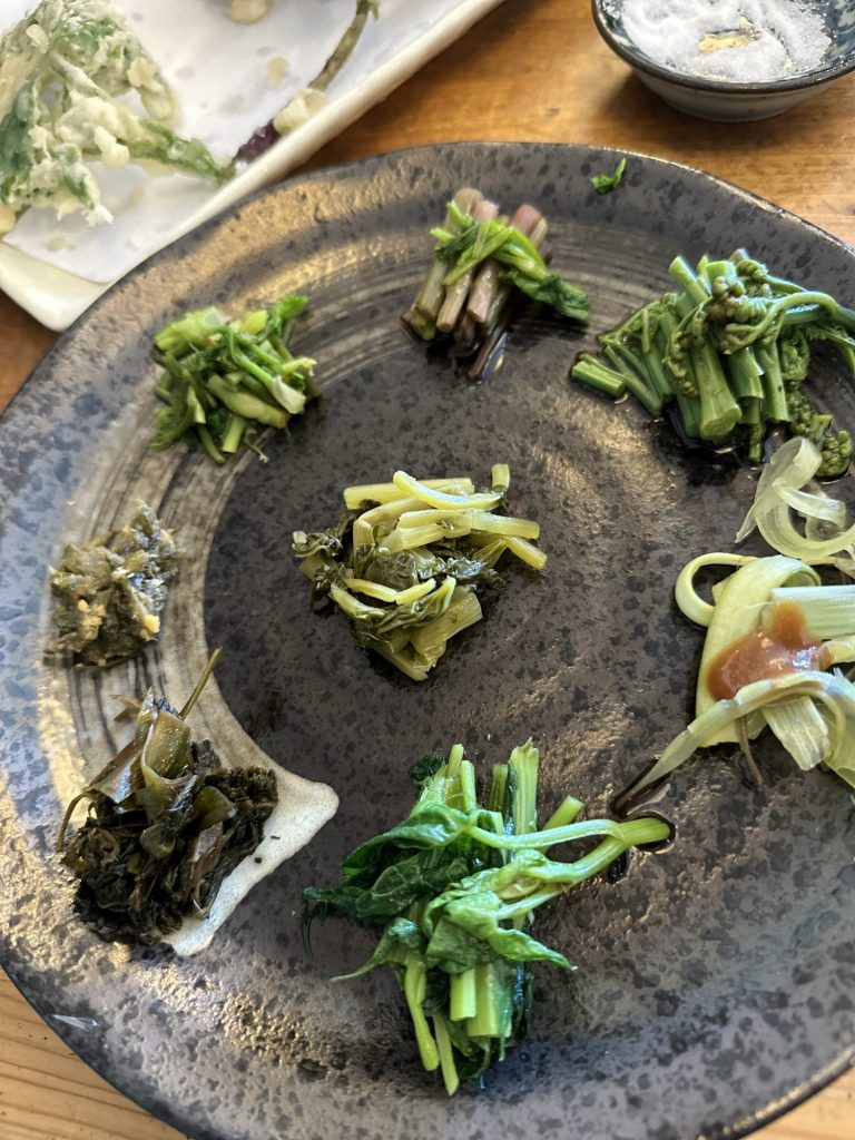 ここでしか頂けない 信州の山菜蕎麦❤️ メインイメージ画像
