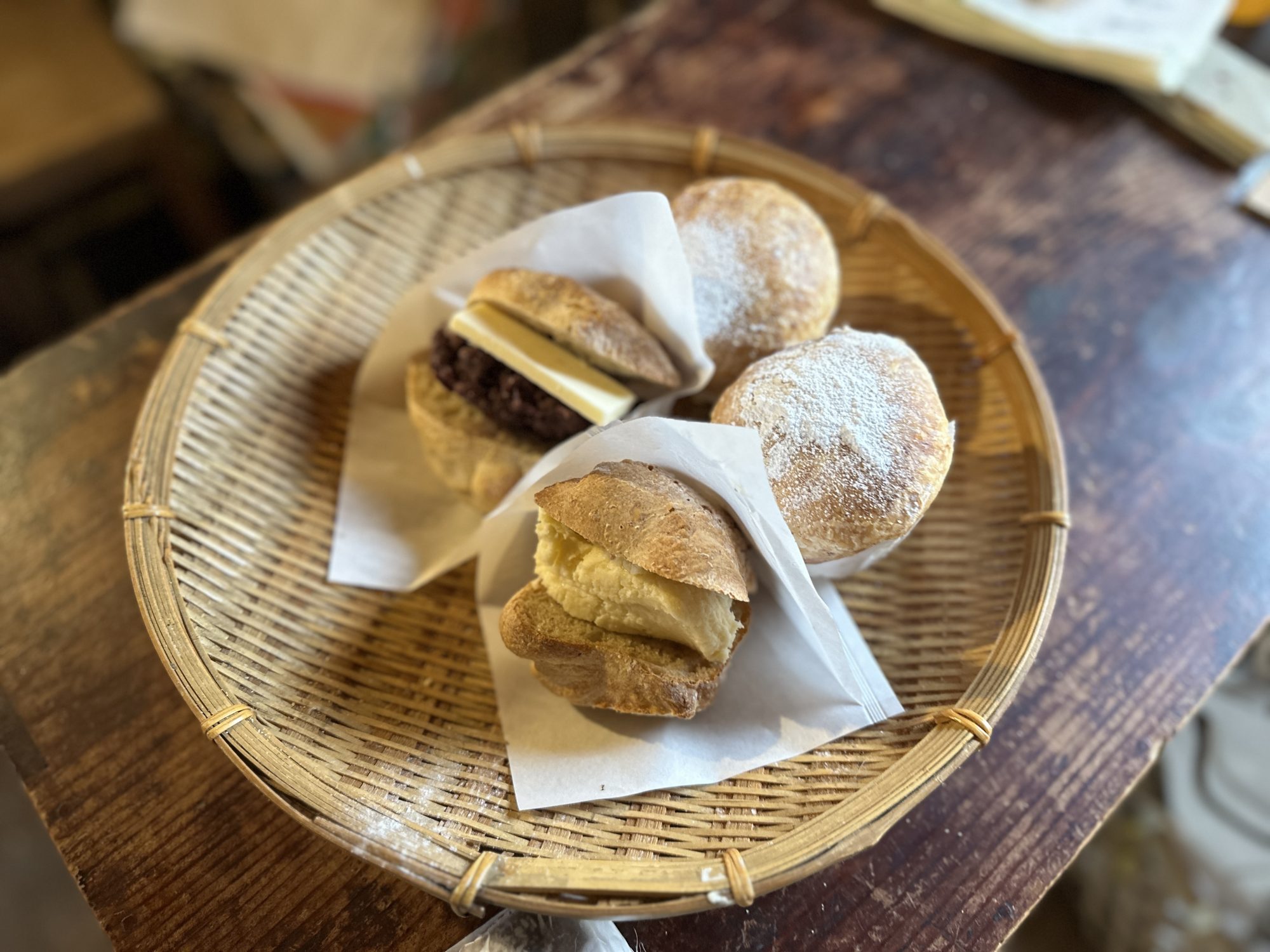 山の中の行列が出来るパン屋さん 木まま屋 kimamaya さん | 別所温泉