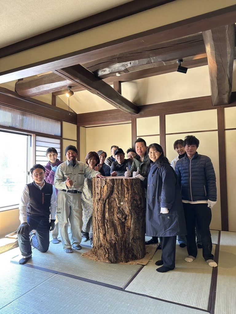 とうとうやってきた!!樹齢約120年❕呈蓮寺の栗の木ものがたり!!問題発生❕エレベーターに乗らないかも?! メインイメージ画像