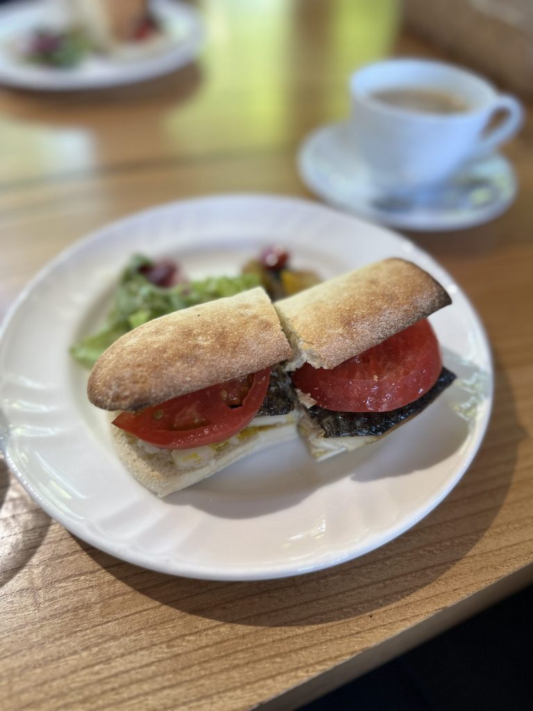 SHOKUDO&CAFE yumyum(ヤムヤム)松本市立美術館に行くなら メインイメージ画像
