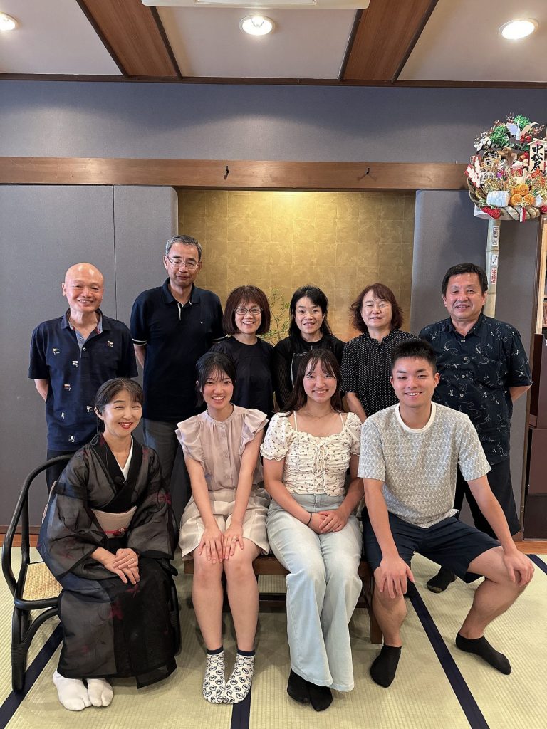 ともくんが結婚して❤️奥様のご両親　姉妹さん夫婦様もご来館　女将ちゃん　20代の時からのお客様 メインイメージ画像